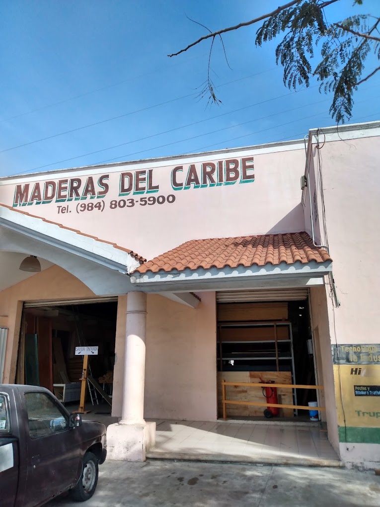 maderas del caribe en playa del carmen