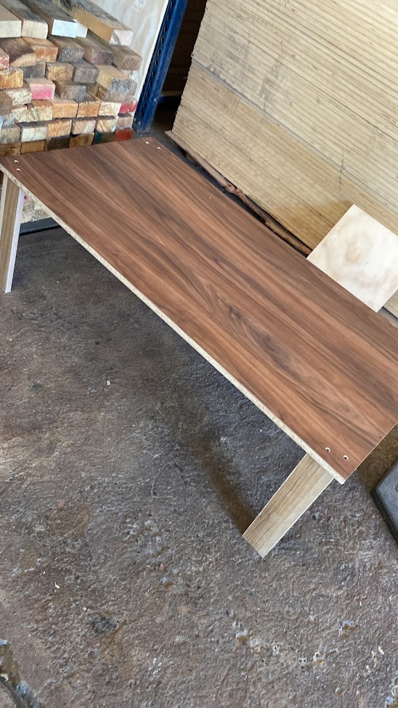 mesa de madera en mazatlan
